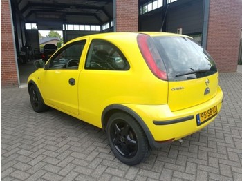 Лек автомобил Opel CORSA-C 1200 benzine: снимка 1