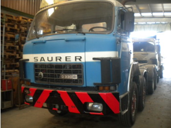 SAURER BERNA D4 KT-B - Контейнеровоз/ Сменна каросерия камион