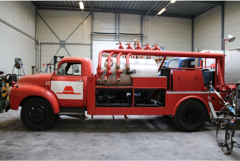 Пожарна кола Bedford 1958: снимка 2