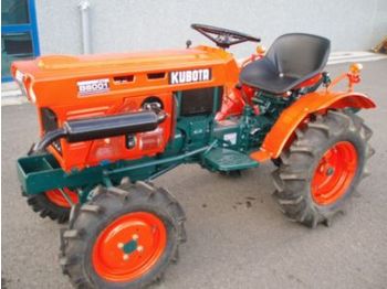 Kubota B6001 DT - 4X4 - Трактор